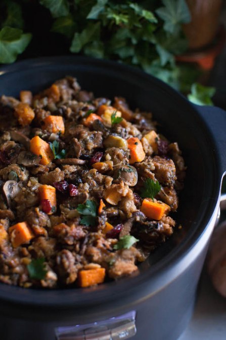 STYLECASTER | Thanksgiving Slow Cooker Dishes