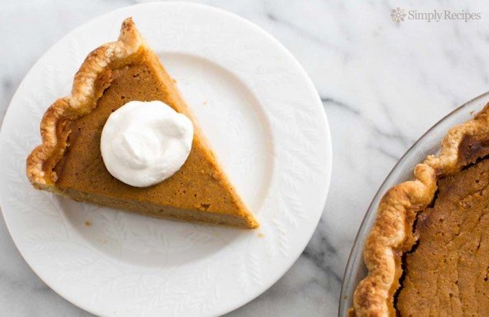 STYLECASTER | 17 Classic Pie Recipes That Deserve a Spot on Your Holiday Spread | Pumpkin Pie