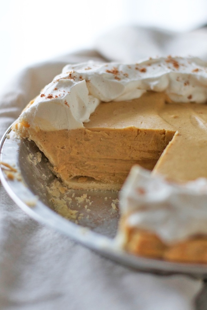 STYLECASTER | 17 Classic Pie Recipes That Deserve a Spot on Your Holiday Spread | Gingerbread Cream Pie