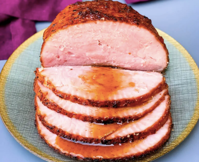 STYLECASTER | Air-Fryer Holiday Recipes for Any Party | Air Fryer Glazed Ham