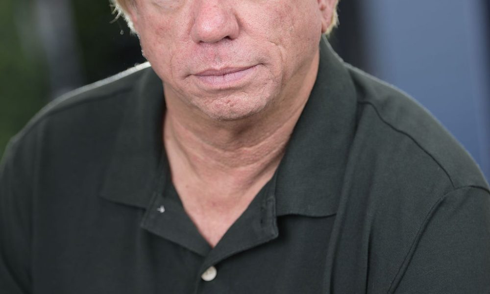 Hollywood's Renowned Actor Steve Crawford Recurring Role as Reverend ...