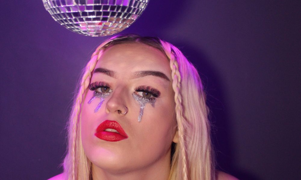 BLONDETING stirs a hypnotic dancefloor euphoria with her single, "DISCO